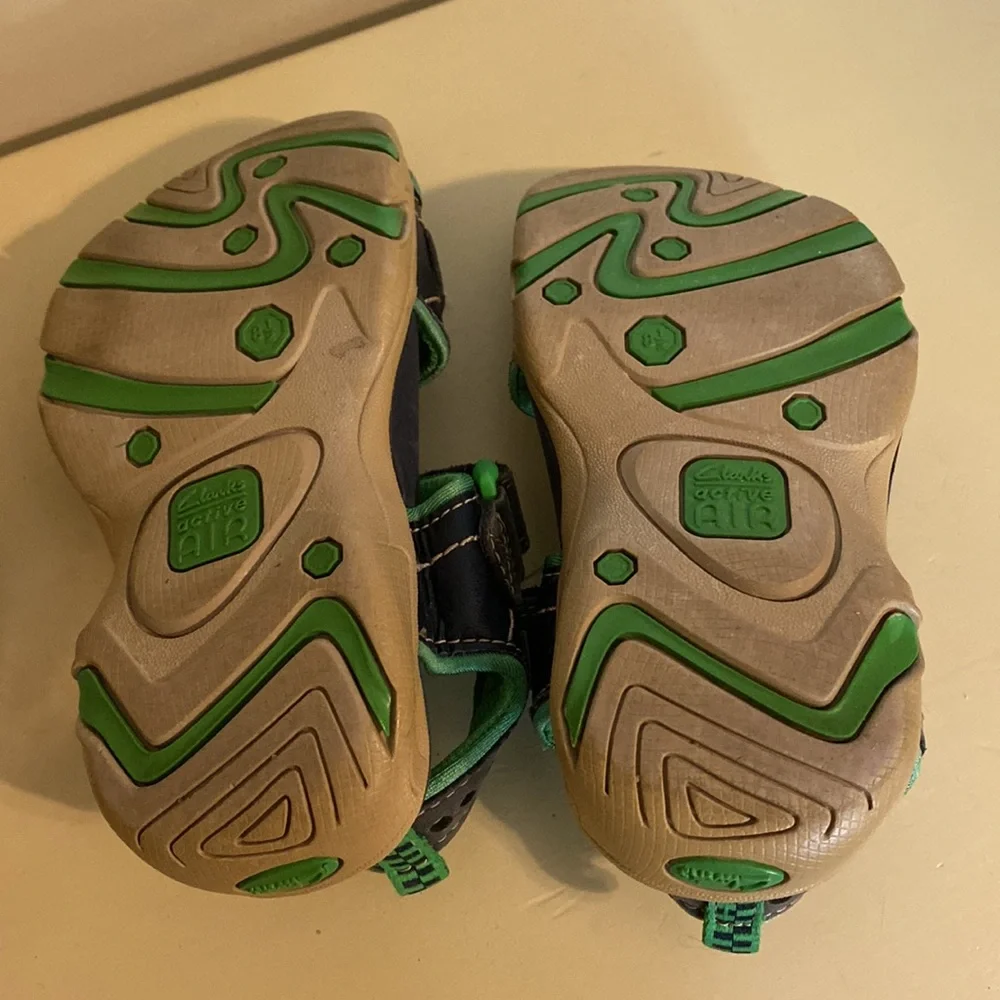 Clarks active air
